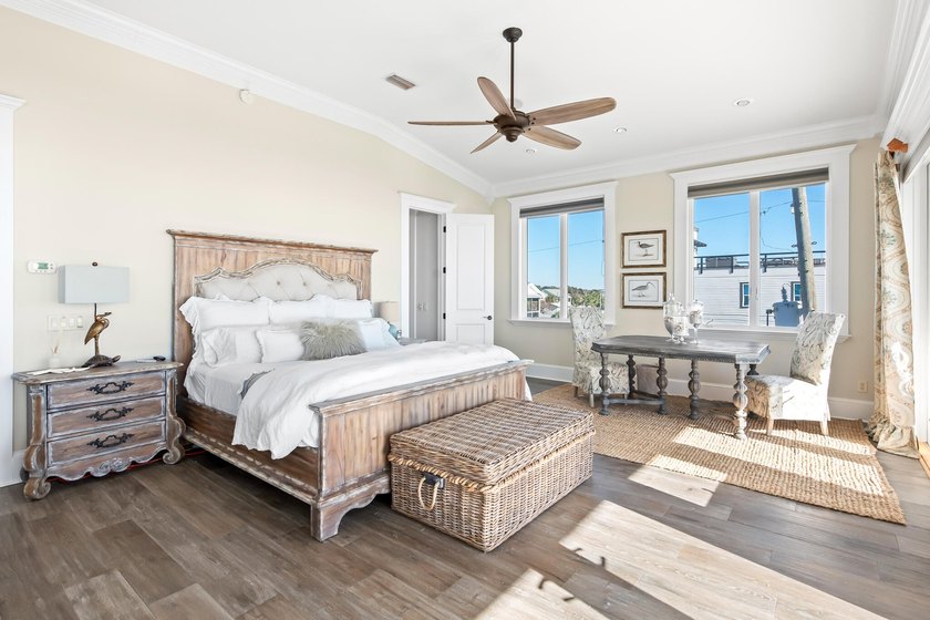 Elevate your coastal lifestyle in this one-of-a-kind, 4,000+ - photo 34