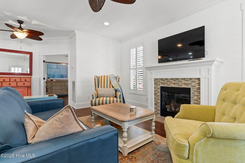 Charming Coastal Cottage with Easy One-Level Living Near the - photo 11