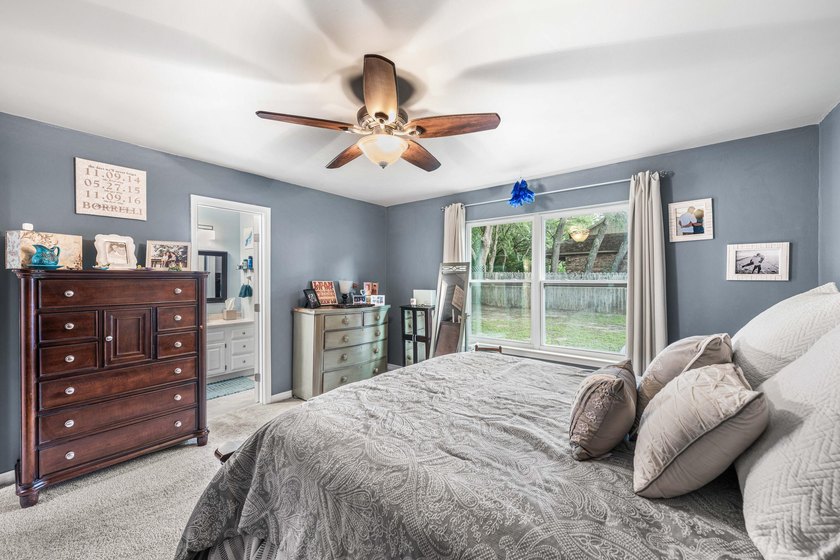 Beautifully renovated home tucked away on a quiet cul-de-sac in - photo 17
