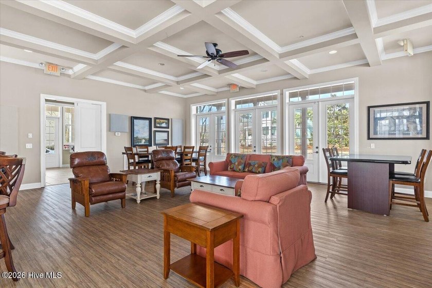 Charming Coastal Cottage with Easy One-Level Living Near the - photo 58