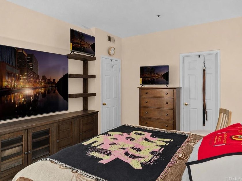 Seller will entertain offers between $599,000 and $614,000 - photo 21