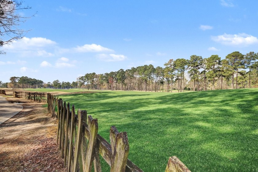 Welcome to World Tour, a highly-sought after golf course - photo 36