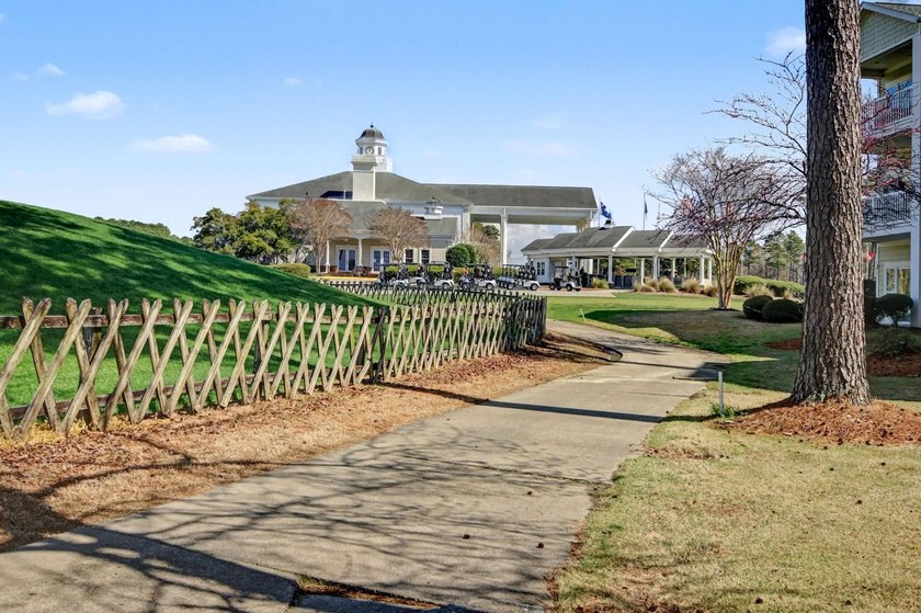 Welcome to World Tour, a highly-sought after golf course - photo 37