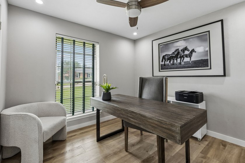 Nestled in the highly sought-after Canyon Creek neighborhood - photo 13