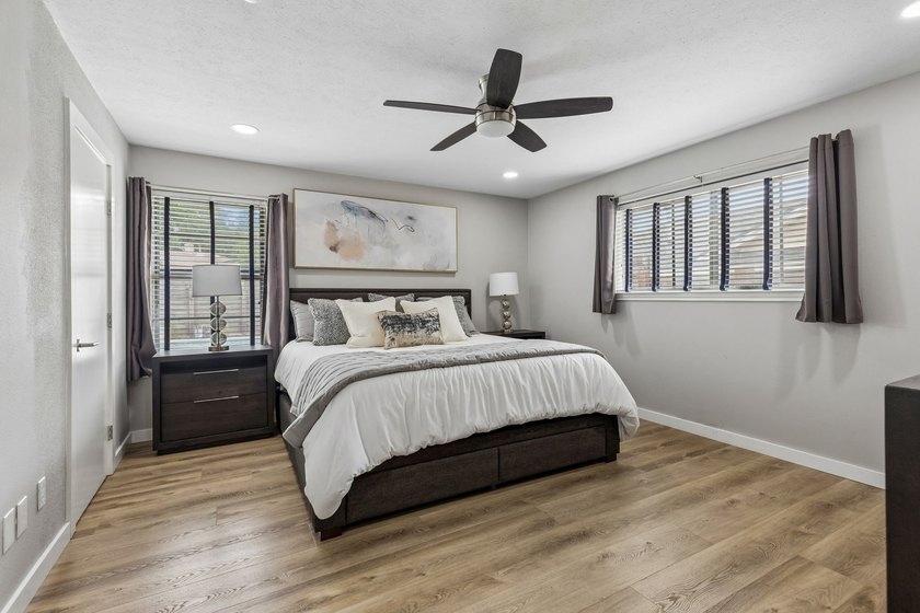 Nestled in the highly sought-after Canyon Creek neighborhood - photo 18