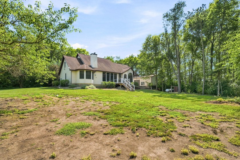 Some homes offer ACREAGE and others offer PRIVACY, but this one - photo 38