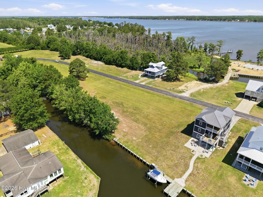 Your waterfront life begins here -- and the hard part is already - photo 11