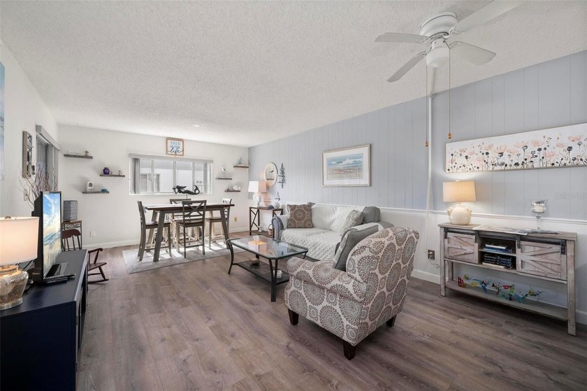 Beautiful 1-bedroom, 1-bath lower-level condo located in the - photo 11