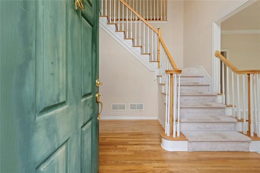 This is home. Built and loved by the same family for the past 30 - photo 2