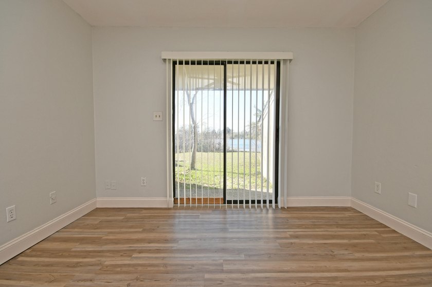 Welcome to 1824 Mallard Dr, Unit B, a well-maintained residence - photo 25