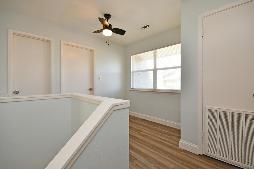 Welcome to 1824 Mallard Dr, Unit B, a well-maintained residence - photo 36