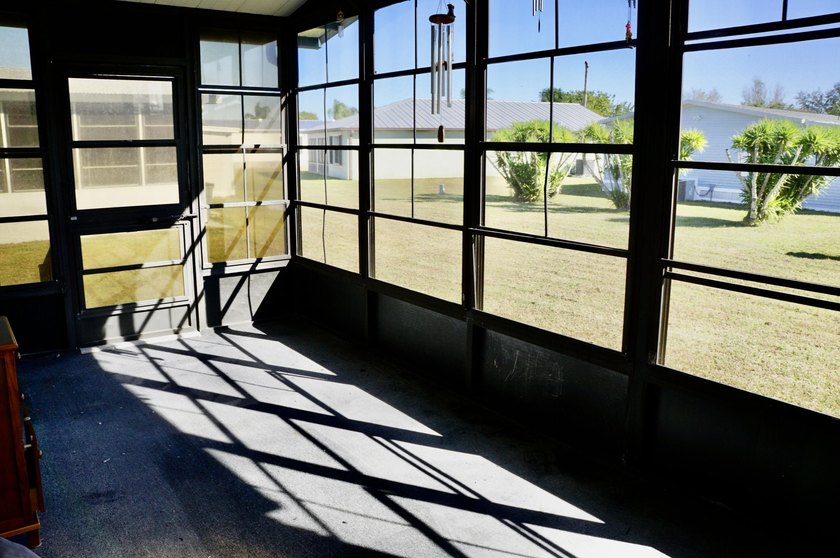 FREE GOLF! Located on a cul-de-sac this beautifully maintained - photo 19