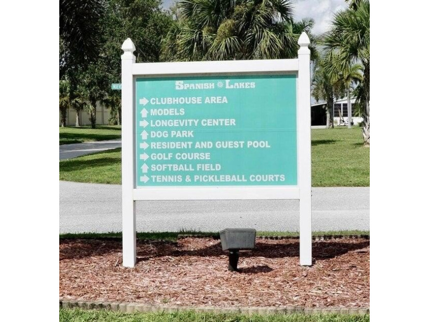 FREE GOLF! Located on a cul-de-sac this beautifully maintained - photo 22