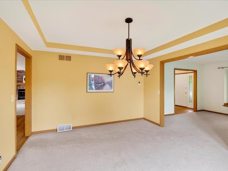 Welcome to this 4,126 sq ft home in desirable Seminole Hills - photo 13