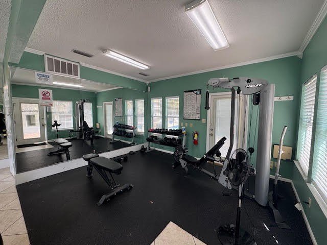 This fully furnished ground floor condo has tile floor and - photo 22
