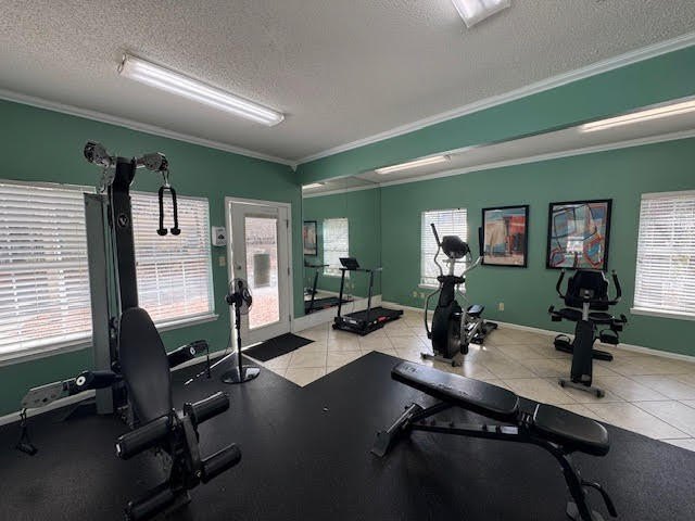 This fully furnished ground floor condo has tile floor and - photo 23