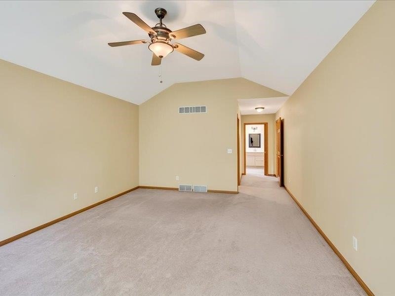 Welcome to this 4,126 sq ft home in desirable Seminole Hills - photo 28