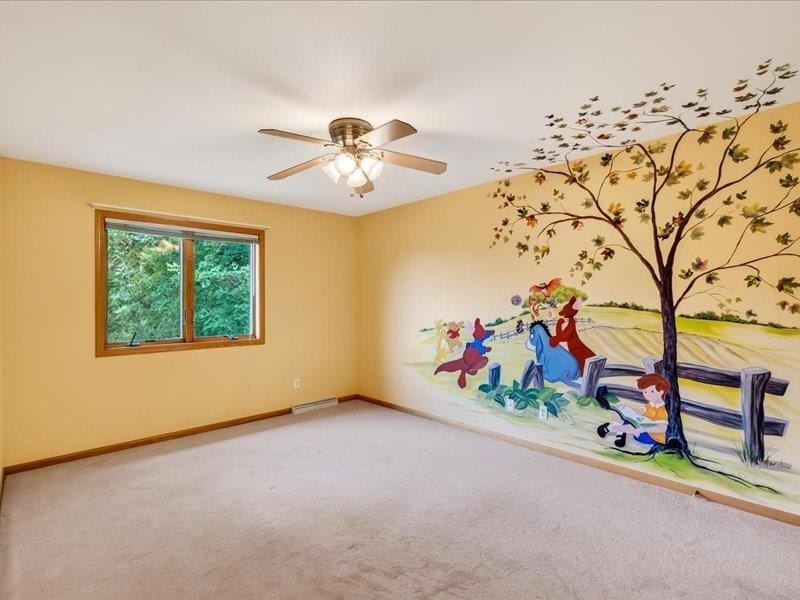Welcome to this 4,126 sq ft home in desirable Seminole Hills - photo 35