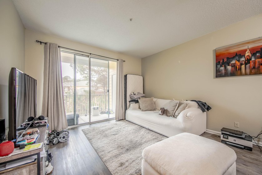 Priced to SELL !!!! This 3rd floor unit has been remodeled with - photo 6