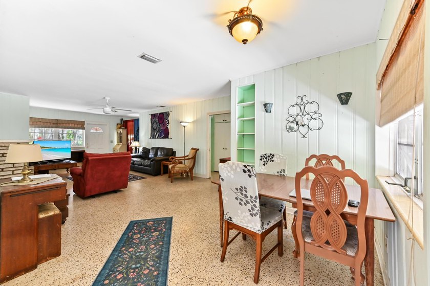 Single-family home located in the Historic District of Lake - photo 2
