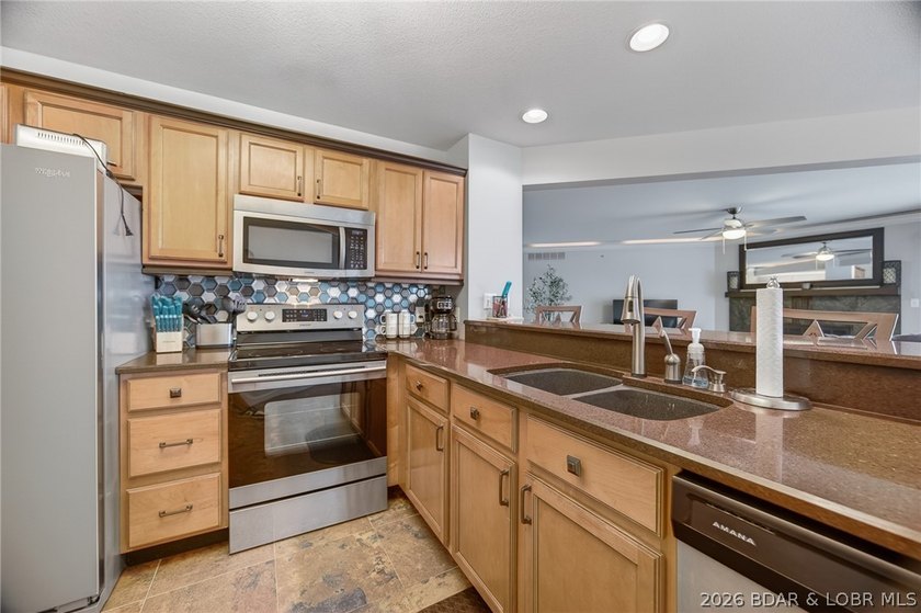 This stunning 2-level condo at Regatta Bay is everything a lake - photo 18