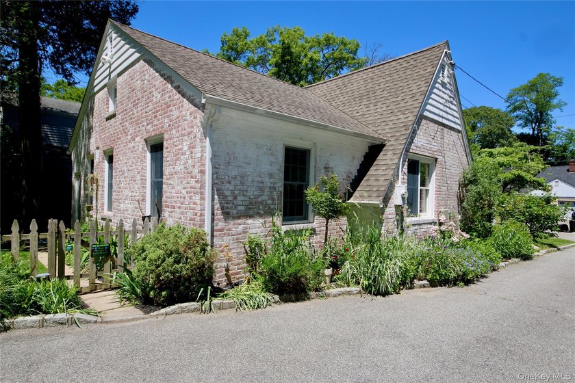 Welcome to this enchanting story book home nestled on a - photo 27