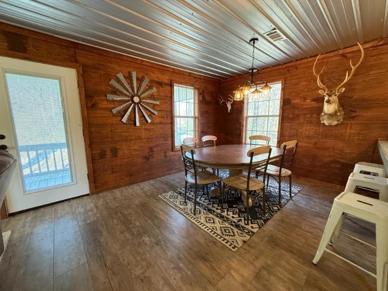 Sitting on a peaceful 24.37 just 1 mile off I22, this 2br/1ba - photo 11