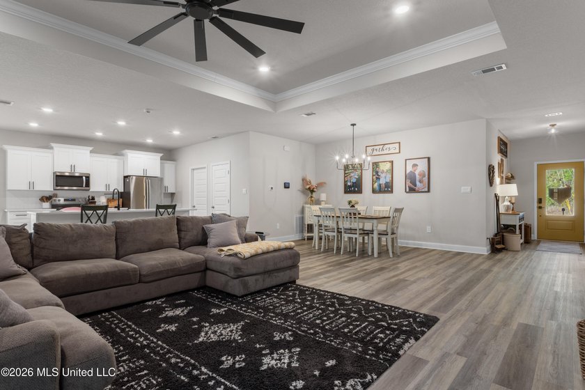 Stunning like-new home in Southern Belle Estates! If you're - photo 12