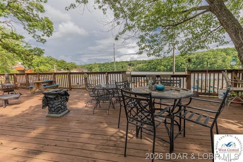 Lake of the Ozarks family oasis ready and available for you and - photo 13