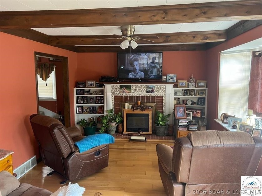 Lake of the Ozarks family oasis ready and available for you and - photo 19