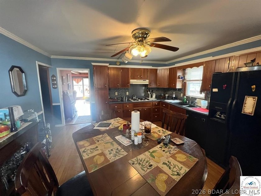 Lake of the Ozarks family oasis ready and available for you and - photo 23
