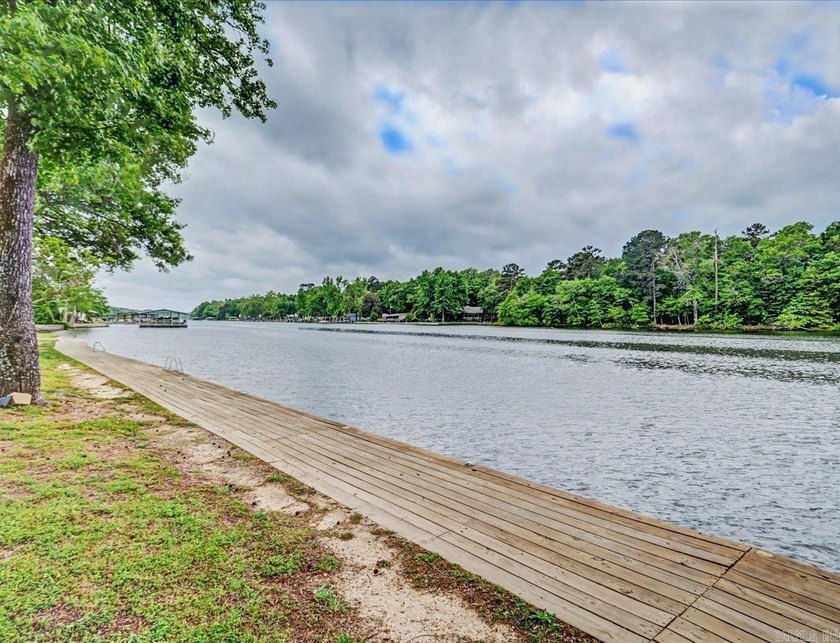 Turnkey Lakefront Condo on Lake Hamilton - Fully Furnished &amp; - photo 23
