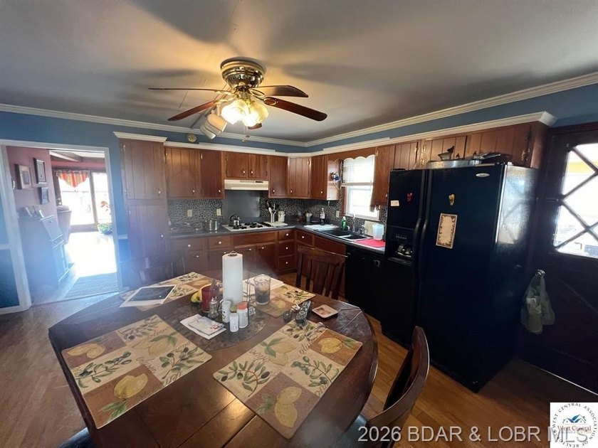 Lake of the Ozarks family oasis ready and available for you and - photo 25