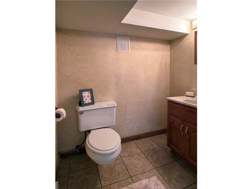 ****NO DELAYED NEGOTIATIONS**** Welcome to this beautiful, 3/4 - photo 29