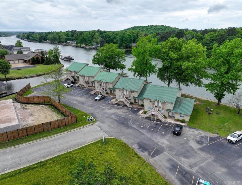 Turnkey Lakefront Condo on Lake Hamilton - Fully Furnished &amp; - photo 32