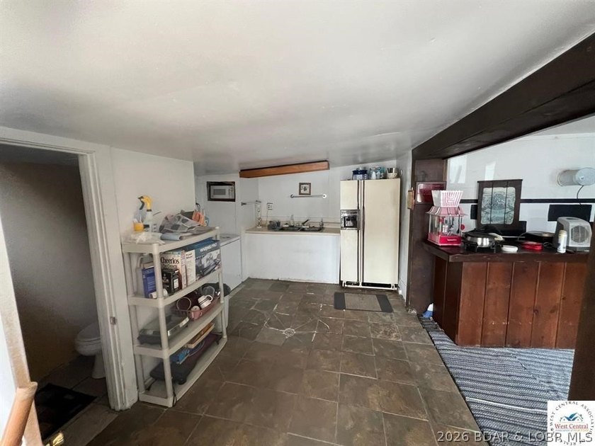 Lake of the Ozarks family oasis ready and available for you and - photo 36