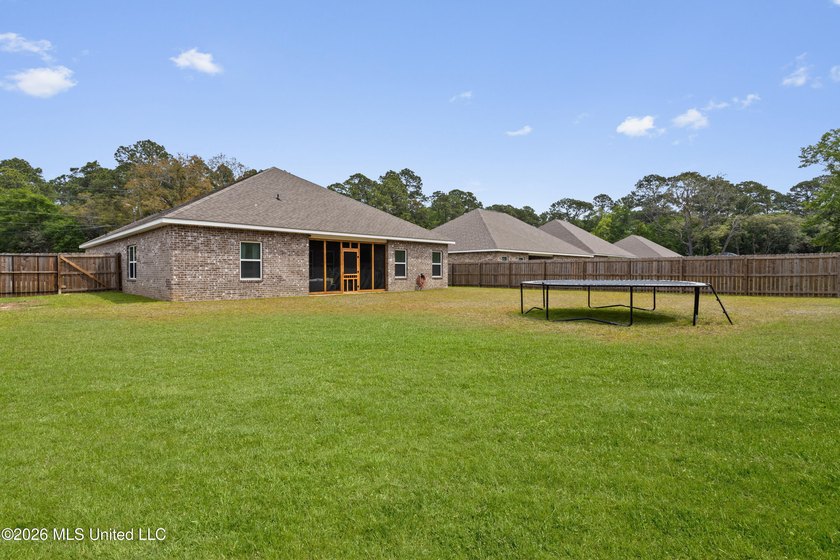 Stunning like-new home in Southern Belle Estates! If you're - photo 36