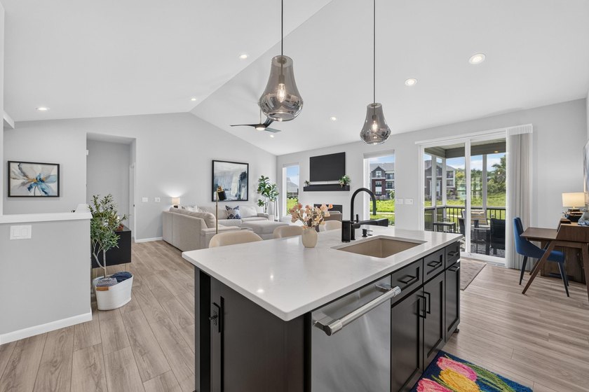 Bright, airy, and move-in ready, this stunning 4-bedroom ranch - photo 12
