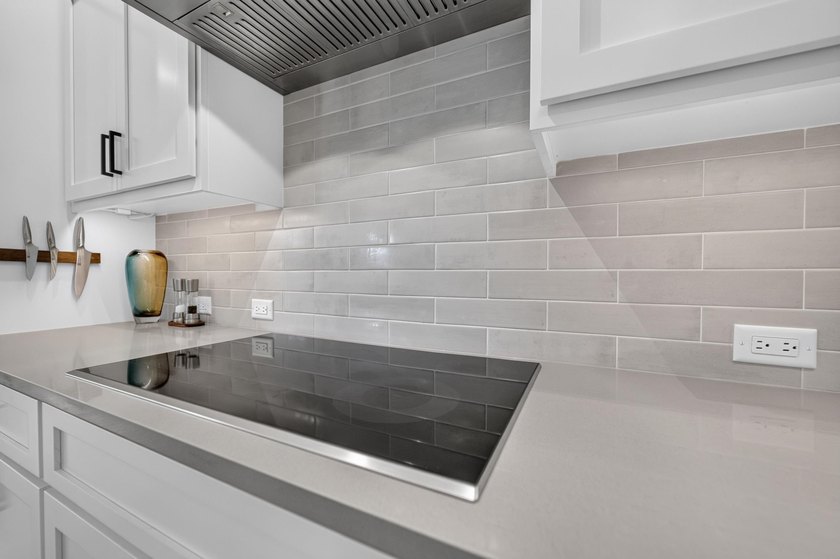 Bright, airy, and move-in ready, this stunning 4-bedroom ranch - photo 13
