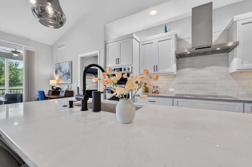 Bright, airy, and move-in ready, this stunning 4-bedroom ranch - photo 14