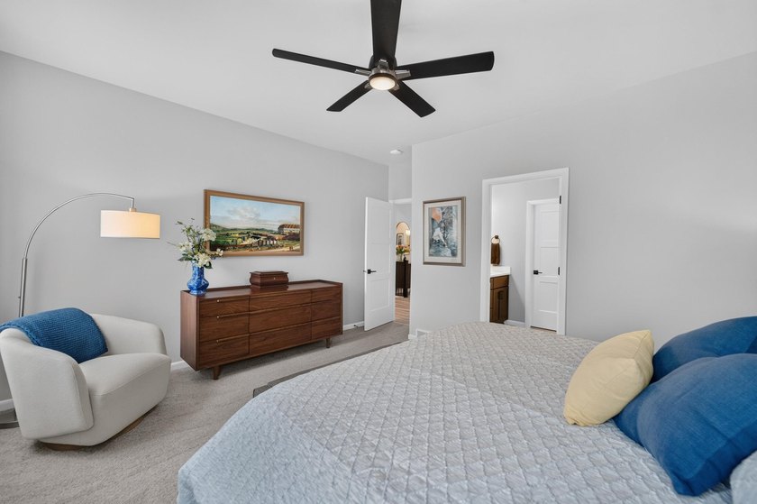 Bright, airy, and move-in ready, this stunning 4-bedroom ranch - photo 21