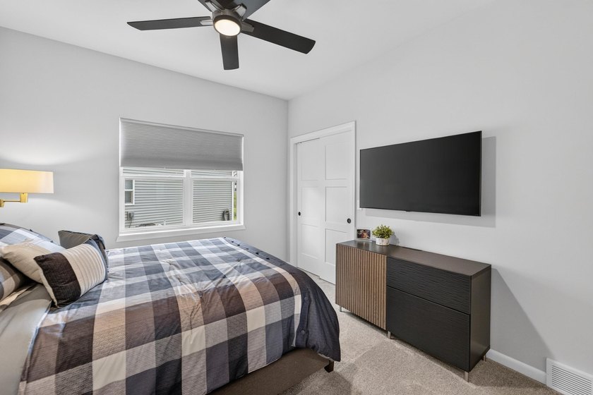 Bright, airy, and move-in ready, this stunning 4-bedroom ranch - photo 25