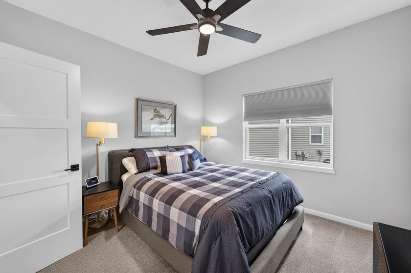 Bright, airy, and move-in ready, this stunning 4-bedroom ranch - photo 26