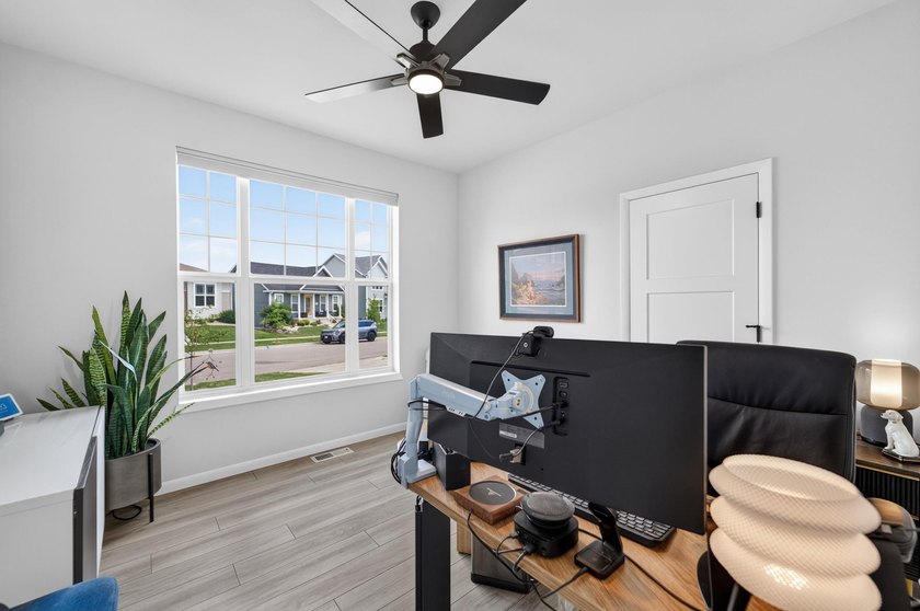 Bright, airy, and move-in ready, this stunning 4-bedroom ranch - photo 27