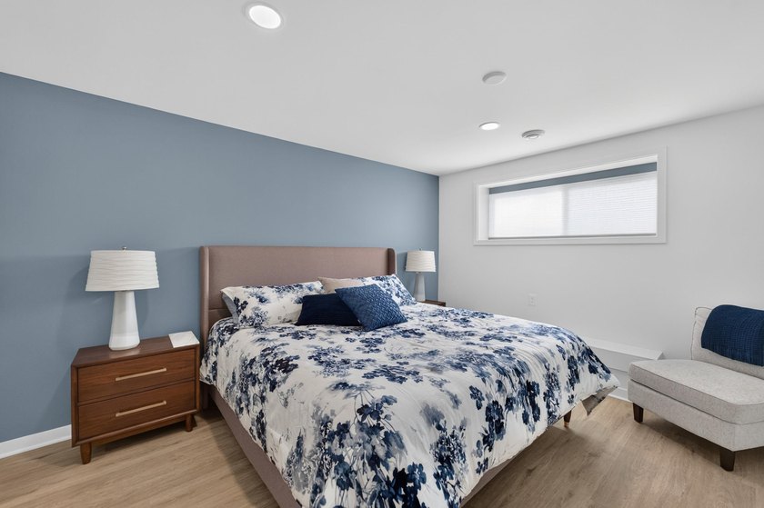 Bright, airy, and move-in ready, this stunning 4-bedroom ranch - photo 31