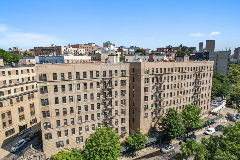 Move-in ready and tastefully renovated, 941 Jerome Ave #5B is a - photo 14