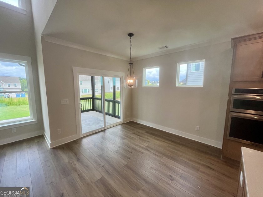 Fall in love with the Raleigh by Eastwood Homes, thoughtful - photo 6
