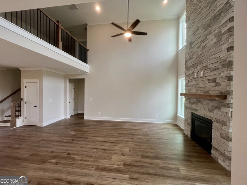 Fall in love with the Raleigh by Eastwood Homes, thoughtful - photo 8