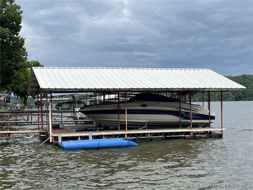 Enjoy a superb main channel view without the rough water at the - photo 29