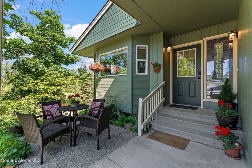 Escape to nature and opportunity with this rare, fully updated - photo 2